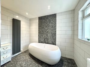 Photo 9- click for photo gallery